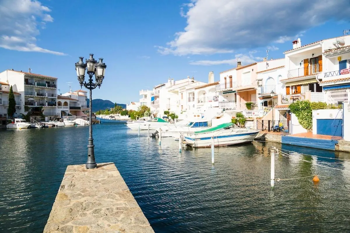 Apartment Appartement Vue Sur La Capitainerie Empuriabrava